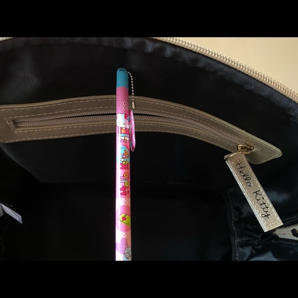 Rare Loungefly Hello Kitty Satchel in Gold - Picture 9 of 15